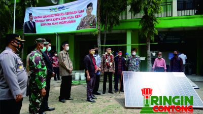 Kepala Dinas Provinsi Uji Coba Pompa Air Bertenaga Surya, Hasil Karya SMK Unggulan NU Mojoagung