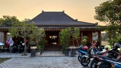 Resto & Cafe Griya Limasan