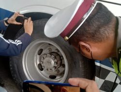 Cek Kelayakan Bus di Terminal Jombang, Dishub Jatim Temukan Ban Didua Kendaraan Tak Sesuai