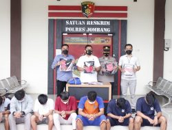 Polisi Ringkus 7 Jagoan Pengeroyokan di Alun-alun Jombang