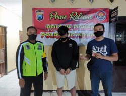 Pemuda Asal Kediri, Dibekuk Polisi Sa’at Mengedarkan Narkoba Di SPBU Diwek Jombang