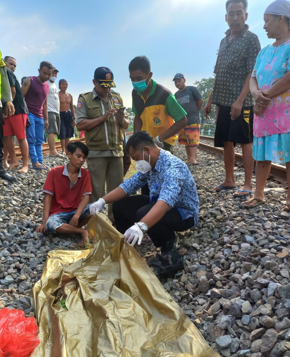 Seorang Pria di Jombang Tewas Tertabrak Kereta Api