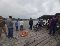 Laka Air, Satu Keluarga Tercebur Di Sungai Brantas Megaluh