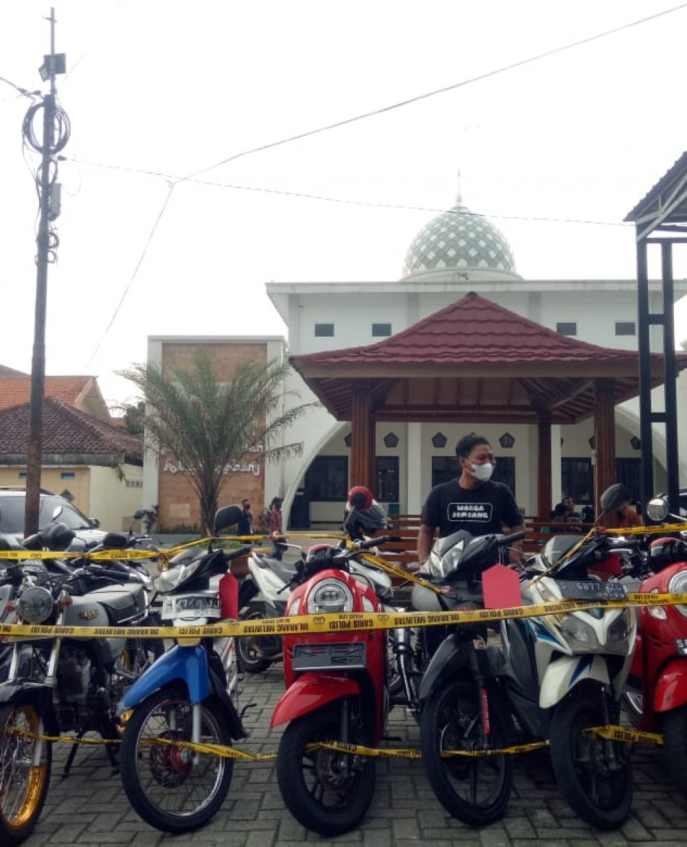 foto : Beberapa unit motor hasil dari kejahatan 5 komplotan (18/4/2022).