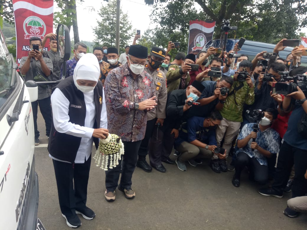 Simbolis pemberangkatan ekspor pertama kopi excelsa wonosalam (10/5/2022).