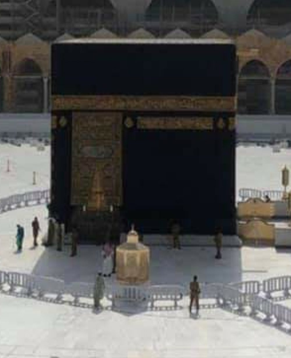 Puluhan CJH Cadangan Jombang Menunggu Jadwal Keberangkatan