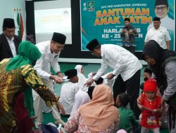 Ratusan Anak Yatim Dapat Santunan Saat Harlah PKB ke 25 di Jombang