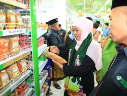 Kunjungi BMT NU Ngasem Bojonegoro, Gubernur Khofifah : Jadi Referensi Sebagai Holding Koperasi