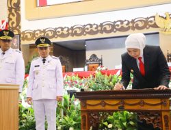 Hadiri Sertijab Bupati-Wabup Mojokerto, Gubernur Khofifah Tekankan Pentingnya Transportasi Publik Wilayah Aglomerasi Gerbangkertosusila