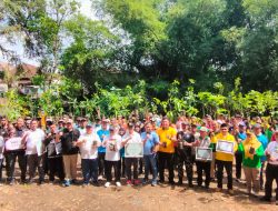 HAB Kemenag 80, Jombang Tanam 500 Pohon dan Tebar 1500 Benih Ikan