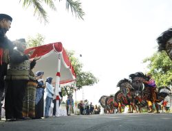 Kirab Kesenian Jaranan Jombang