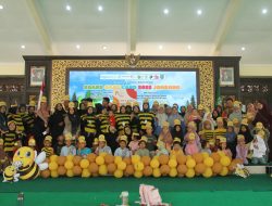 Pendopa Kabupaten Jombang Menjadi Tempat Bermain