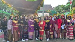 ​Rayakan Hari Kartini 2026, SMK Unggulan NU Mojoagung Hadirkan “Pelangi Nusantara” Lewat Fashion Show